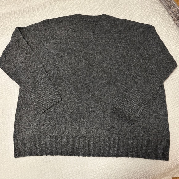 Vince Camuto Cheers Sweater - Picture 4 of 4